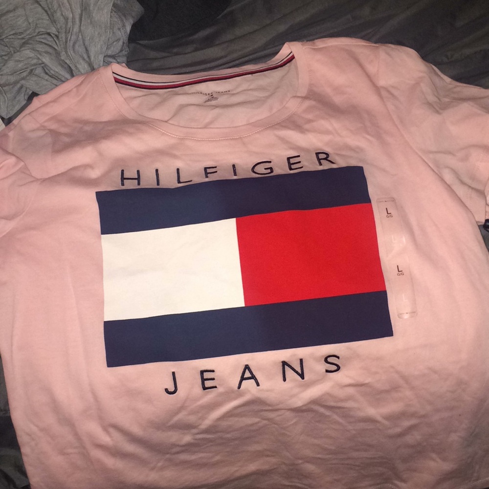 Tommy Hilfiger T shirt